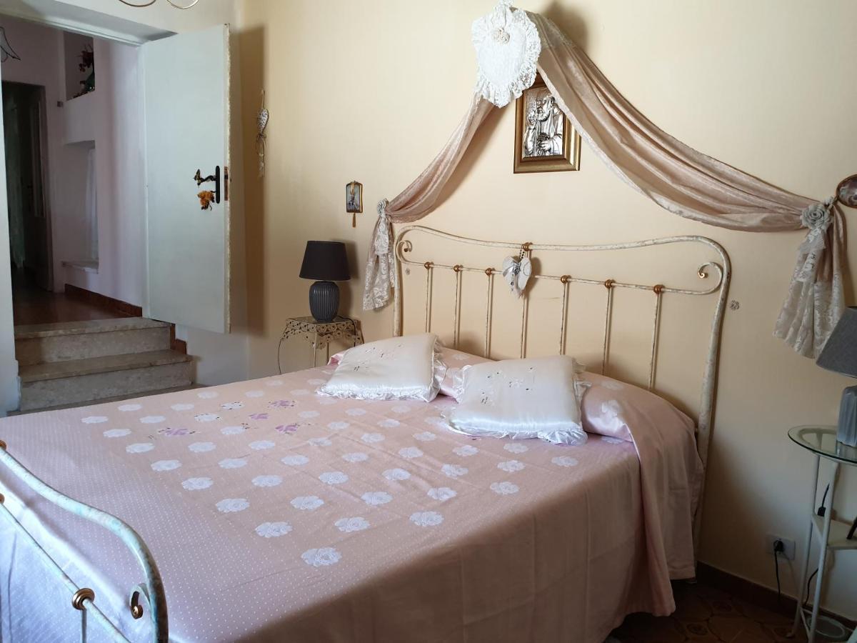 Casa Di Mamma Rosa Villa Castelnuovo Parano Exterior foto
